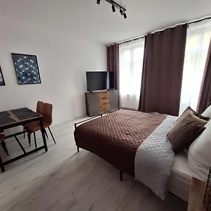 Cracow By Night Apartment Krakow